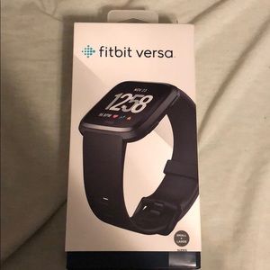 Fitbit Versa Black - newly used, GREAT condition